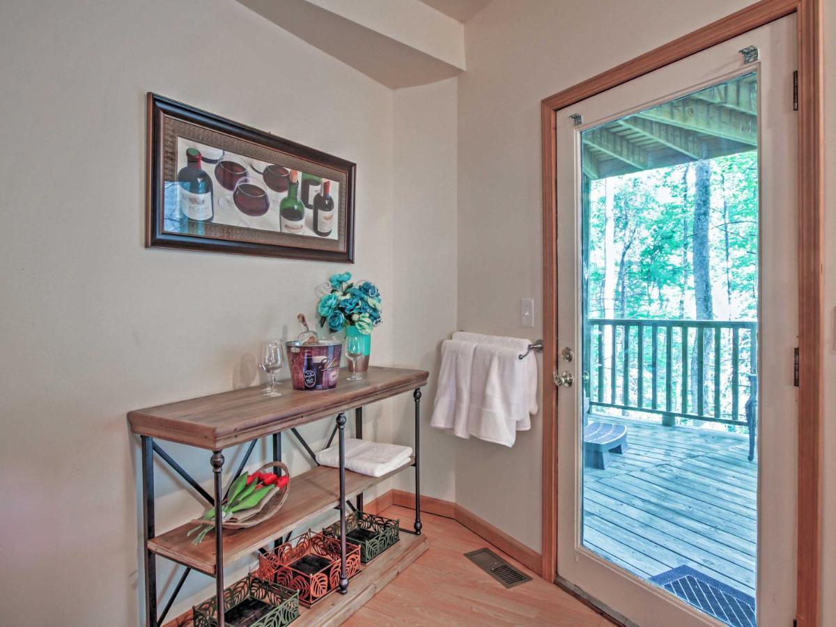 Unique Gatlinburg Cabin Decks, Hot Tub, Fire Pit Εξωτερικό φωτογραφία